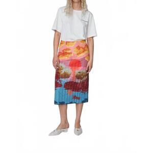 NEW STELLA NOVA landscape quilted skirt in sunshine orange
